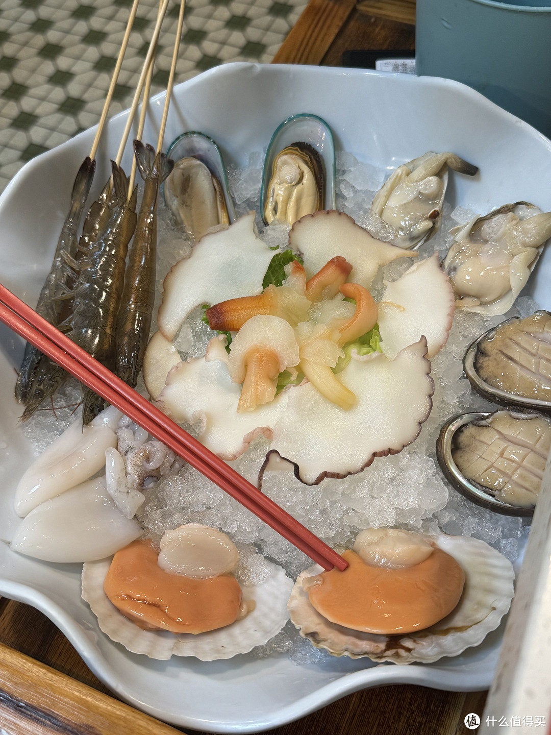 招牌醉鸡煲和海鲜拼盘,威皇广福小海鲜人均不过百