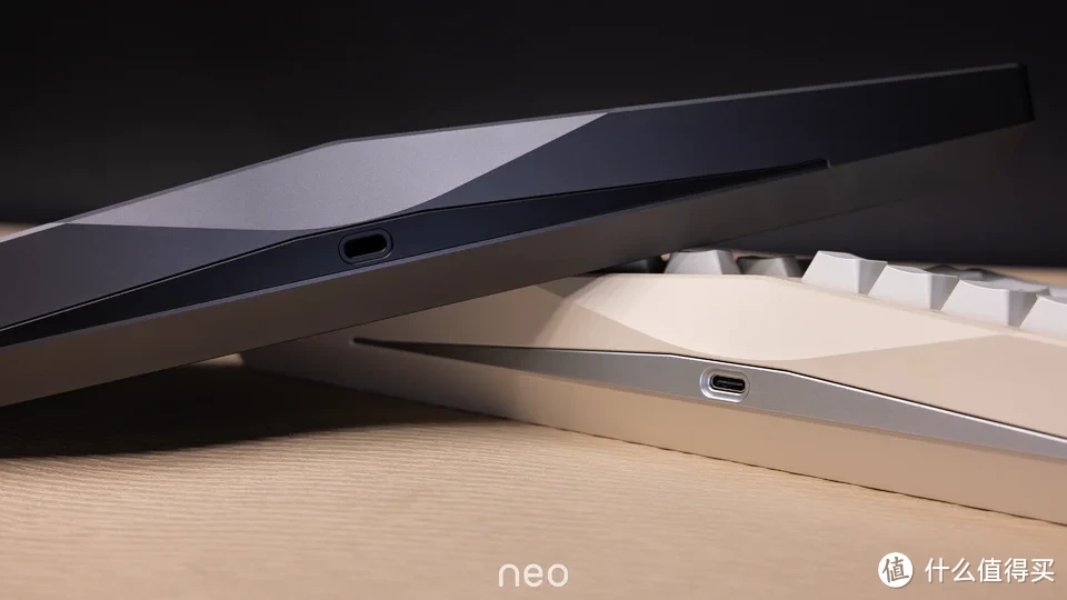 Neo Ergo，兼具美观与手感的人体工学Alice键盘，899元起售