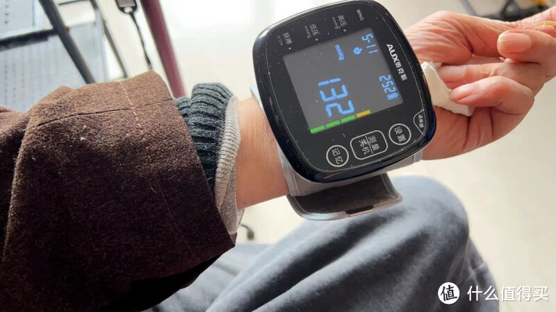 高血压患者的福音：这款血压计真的好用吗？