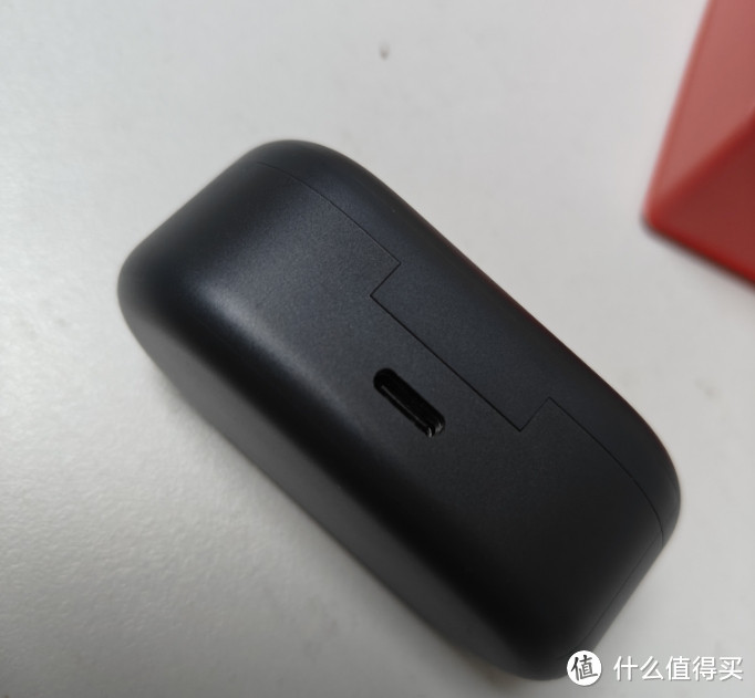 一加 Buds V真无线蓝牙耳机:音乐与电竞的完美融合,暗影黑的魅力无法抗拒