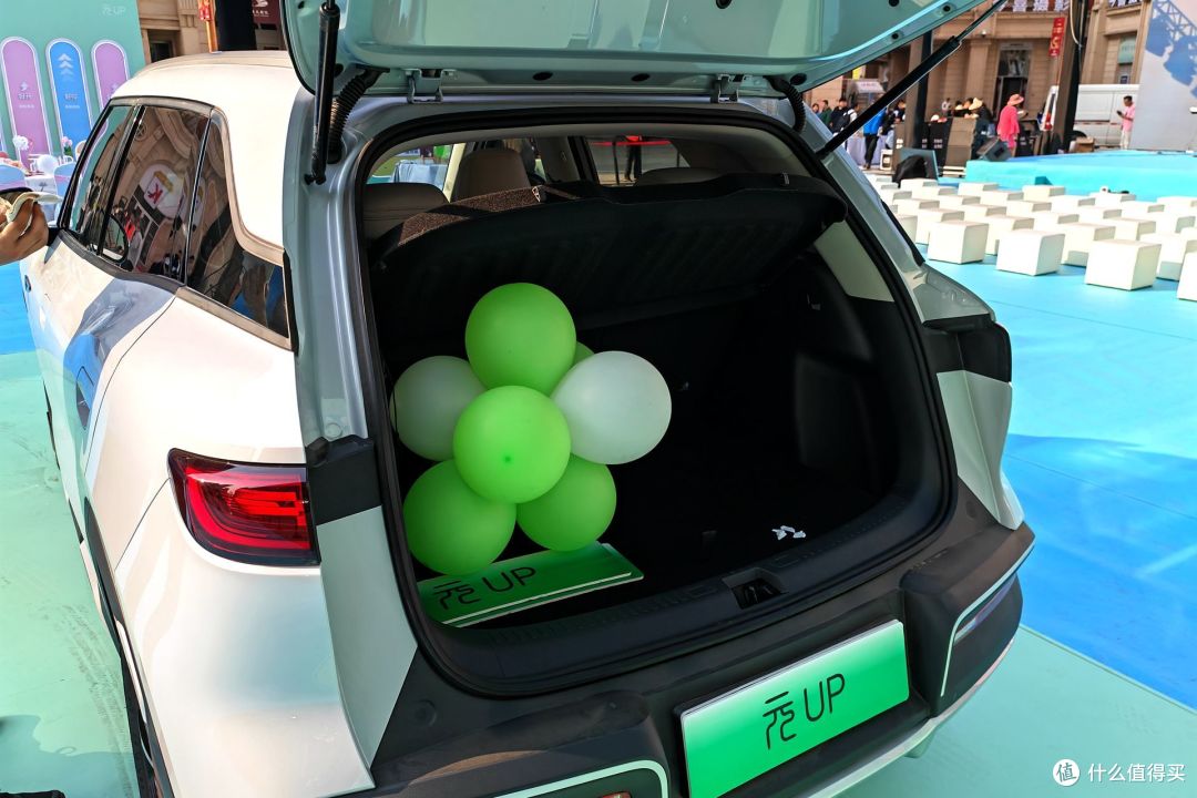 年轻人的第一台车,比亚迪元UP天津上市发布会,9万级CTB纯电SUV