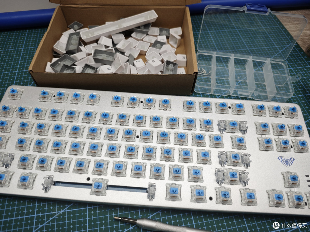 50元捡漏,全新狼蛛F3287三模机械键盘