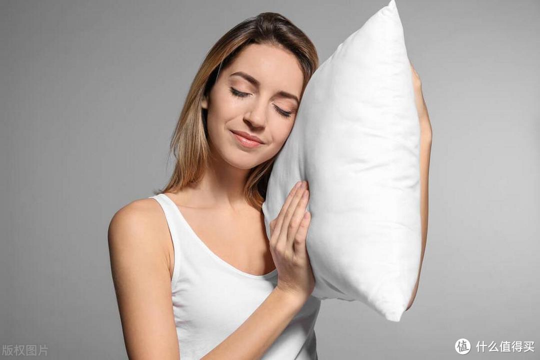 #源生活 #健康睡眠 纤维枕保养全攻略，让你的枕头常新如初