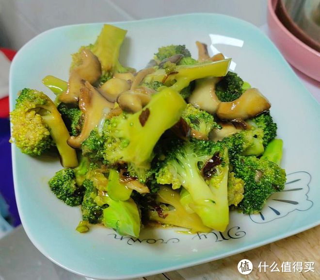 5月，北京煮夫晒晚餐，5菜一汤，接地气，招网友热议！