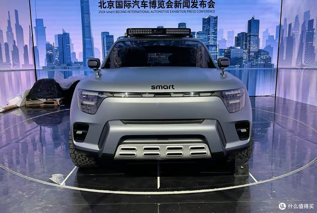 新款smart SUV实车亮相,全新设计风格,2+2座椅,续航700km