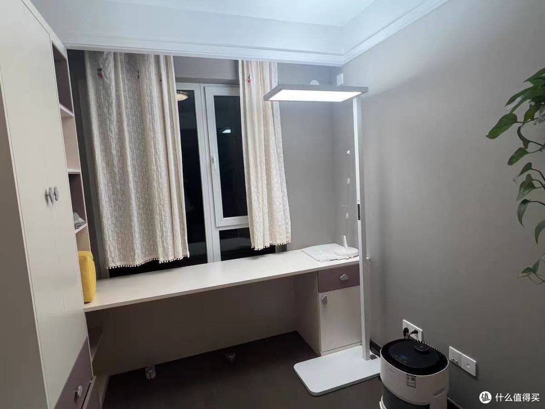 落地护眼阅读灯哪个牌子好？落地灯品牌排行榜