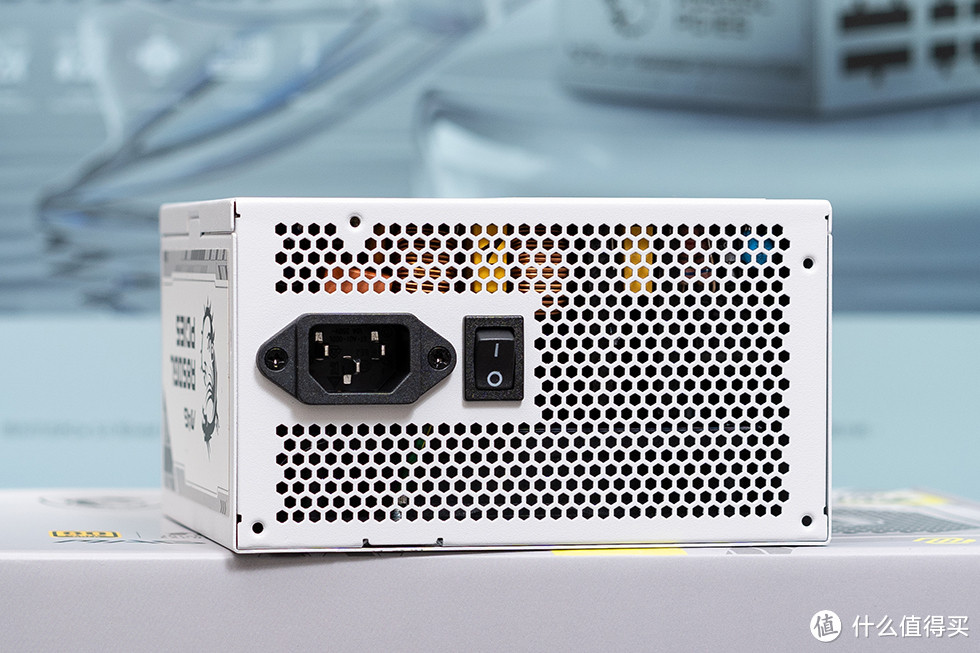 白色装机新选择，微星MAG A850GL PCIE5 WHITE 电源开箱