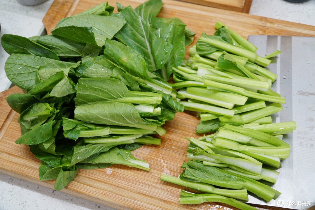 建议中老年人,入夏前少吃猪肉,多吃这2样,低脂营养,清爽养人