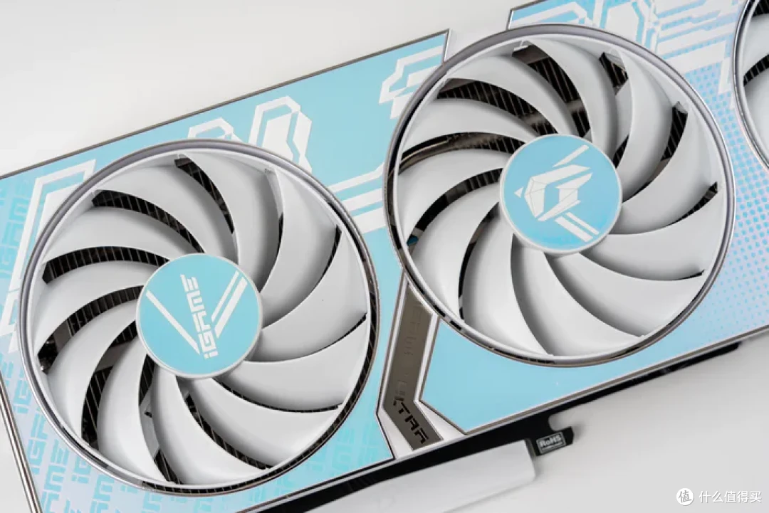 简洁七彩虹 iGAME ULTRA——B760M UltraZ+ 4060 UltraW+ C23MA UltraZ 装机分享