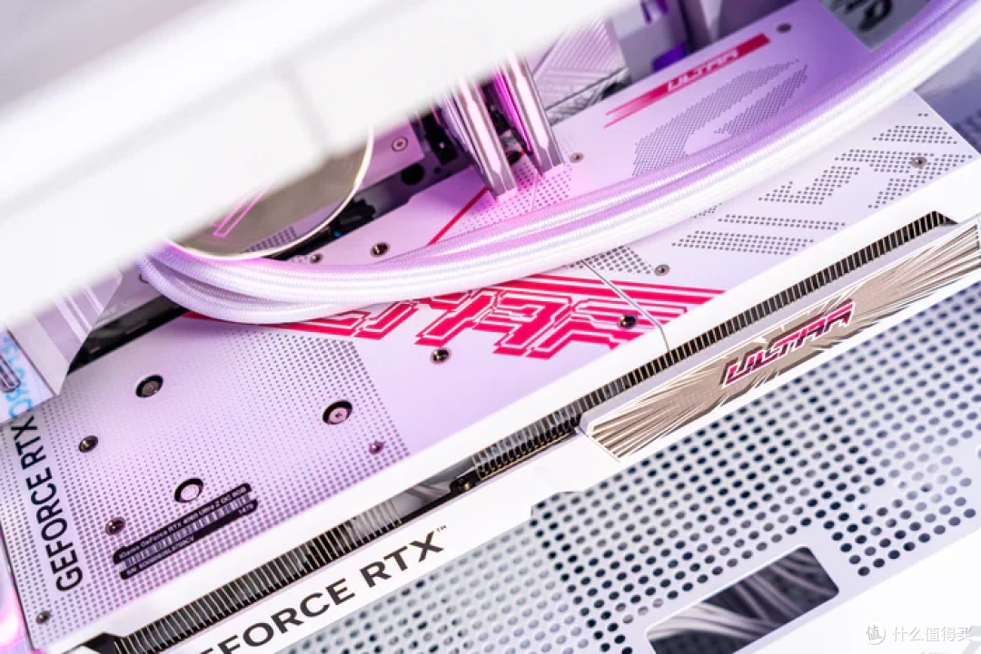 简洁七彩虹 iGAME ULTRA——B760M UltraZ+ 4060 UltraW+ C23MA UltraZ 装机分享