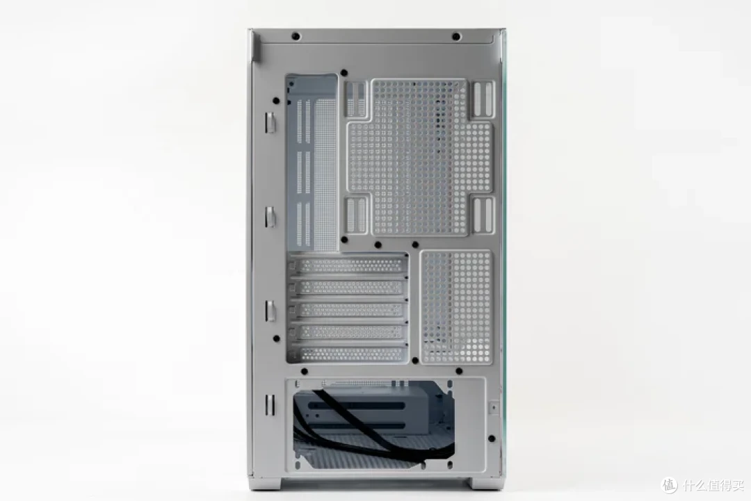 简洁七彩虹 iGAME ULTRA——B760M UltraZ+ 4060 UltraW+ C23MA UltraZ 装机分享