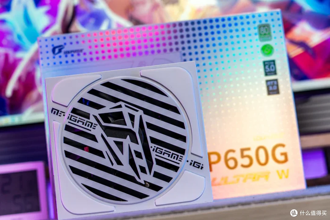 简洁七彩虹 iGAME ULTRA——B760M UltraZ+ 4060 UltraW+ C23MA UltraZ 装机分享