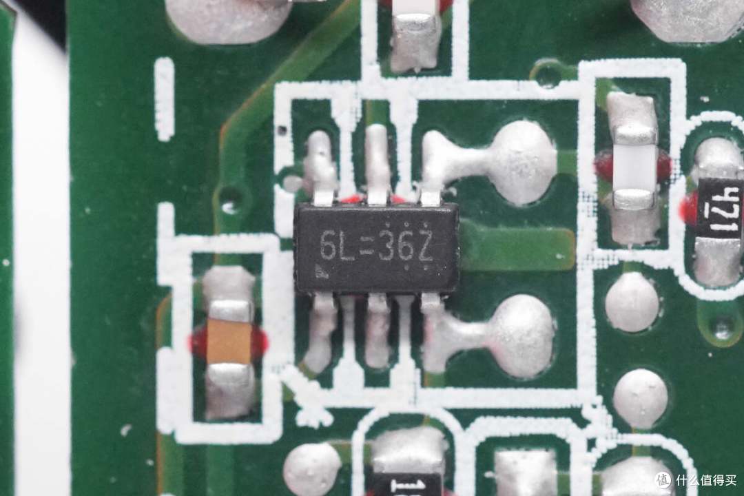 拆解报告:HP惠普30W USB-C电源适配器TPN-LA24