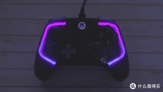 玩游戏必备外设，微动按键，炫酷灯带-盖世小鸡GAMESIR影舞者手柄
