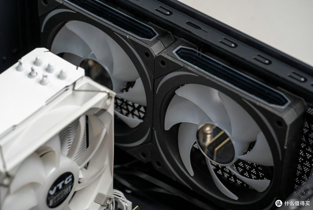 i5-14400F+RTX 4060显卡,微星暗黑骑士龙年限定版主机性能实测
