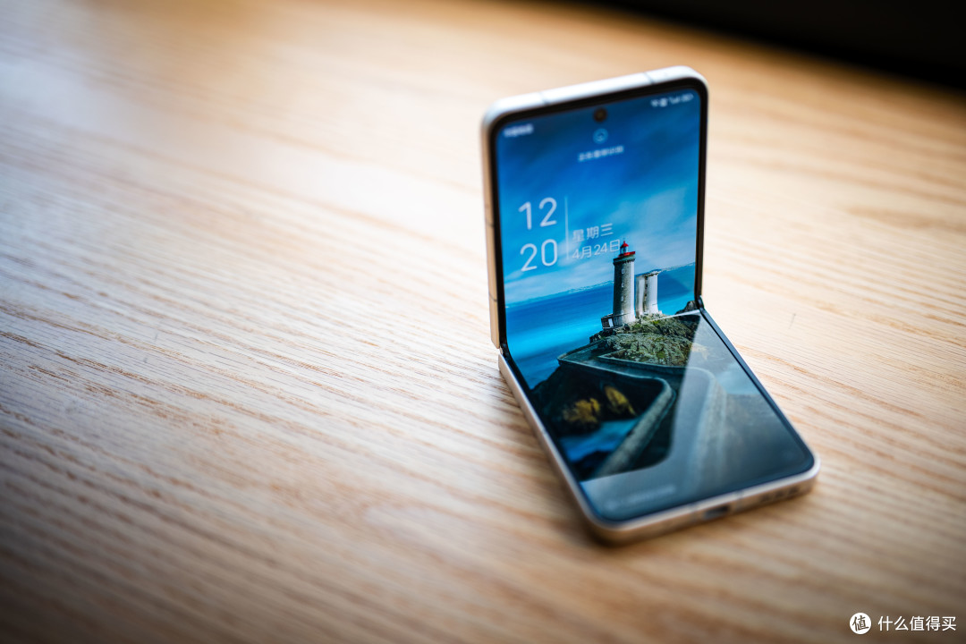 不到3000元,既要折叠屏又要ai智能——努比亚 flip手机全面体验