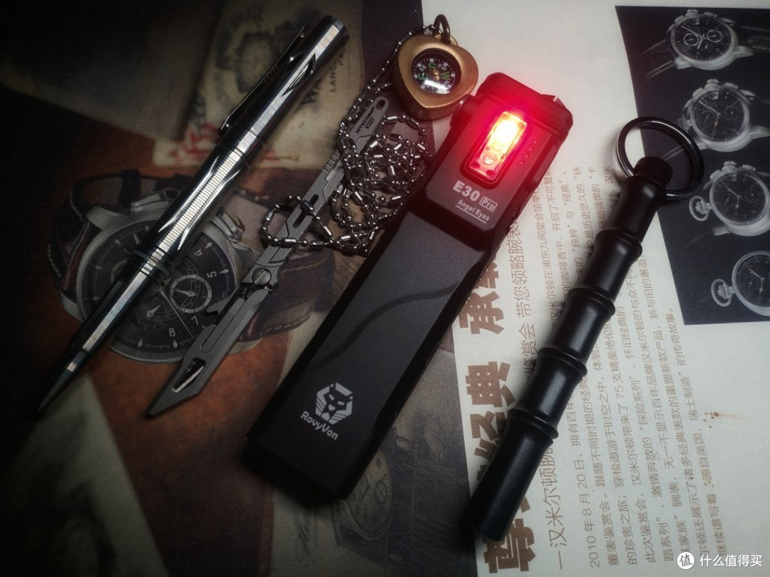 高能多用:RovyVon锐孚E30 PRO便携战术EDC强光手电