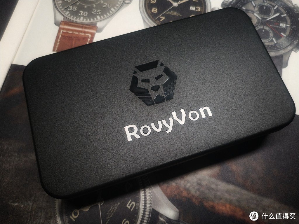高能多用：RovyVon锐孚E30 PRO便携战术EDC强光手电