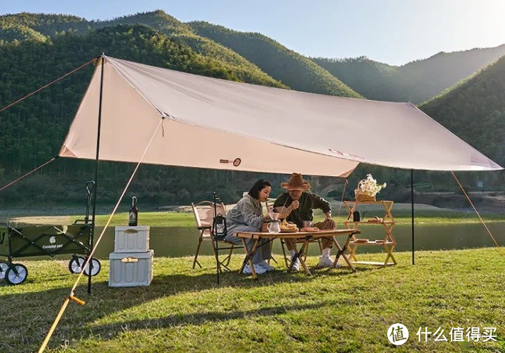 新手露营，选择帐篷还是天幕呢？