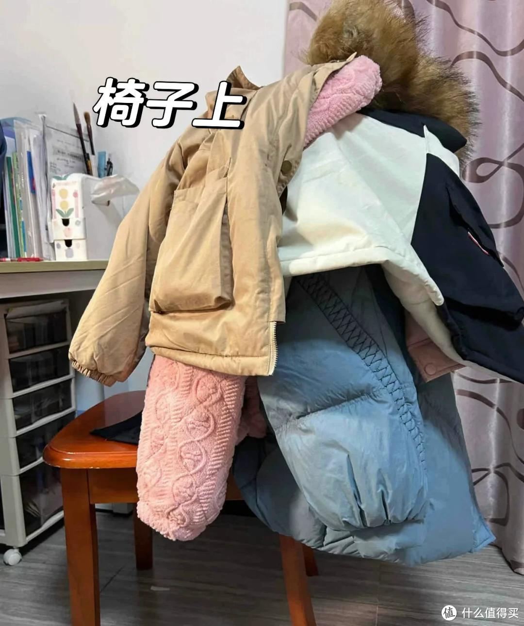 回家后衣服放哪里？别再扔沙发上了！学学日本人做法，干净又整洁