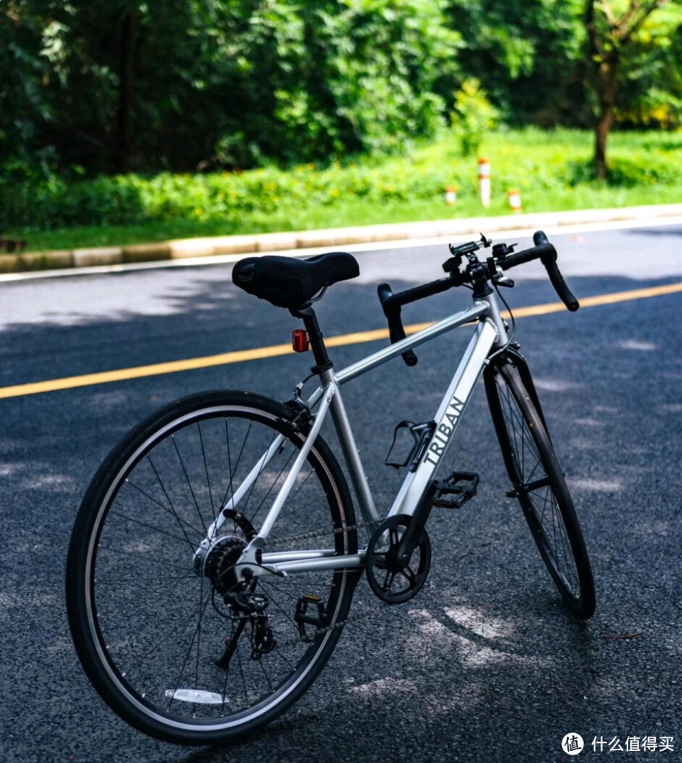 迪卡侬 RC100 公路自行车——与自然相拥的竞速之旅