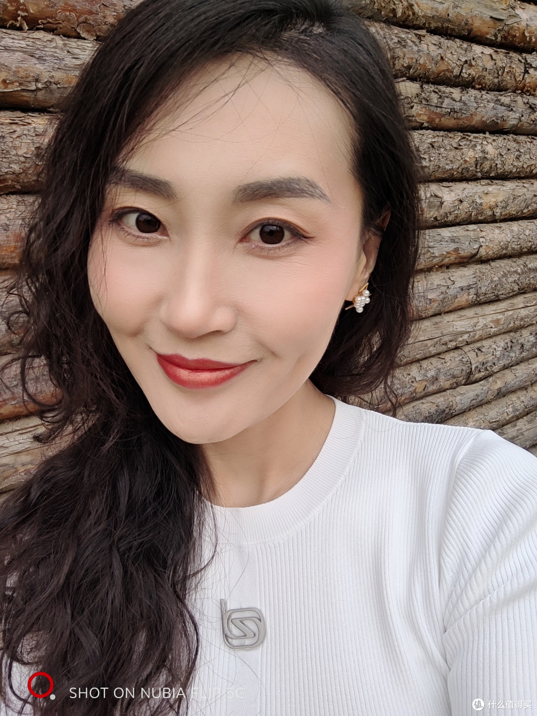 国民的价位,非凡的AI体验——仅2999元的折叠屏神机努比亚 Flip深度评测