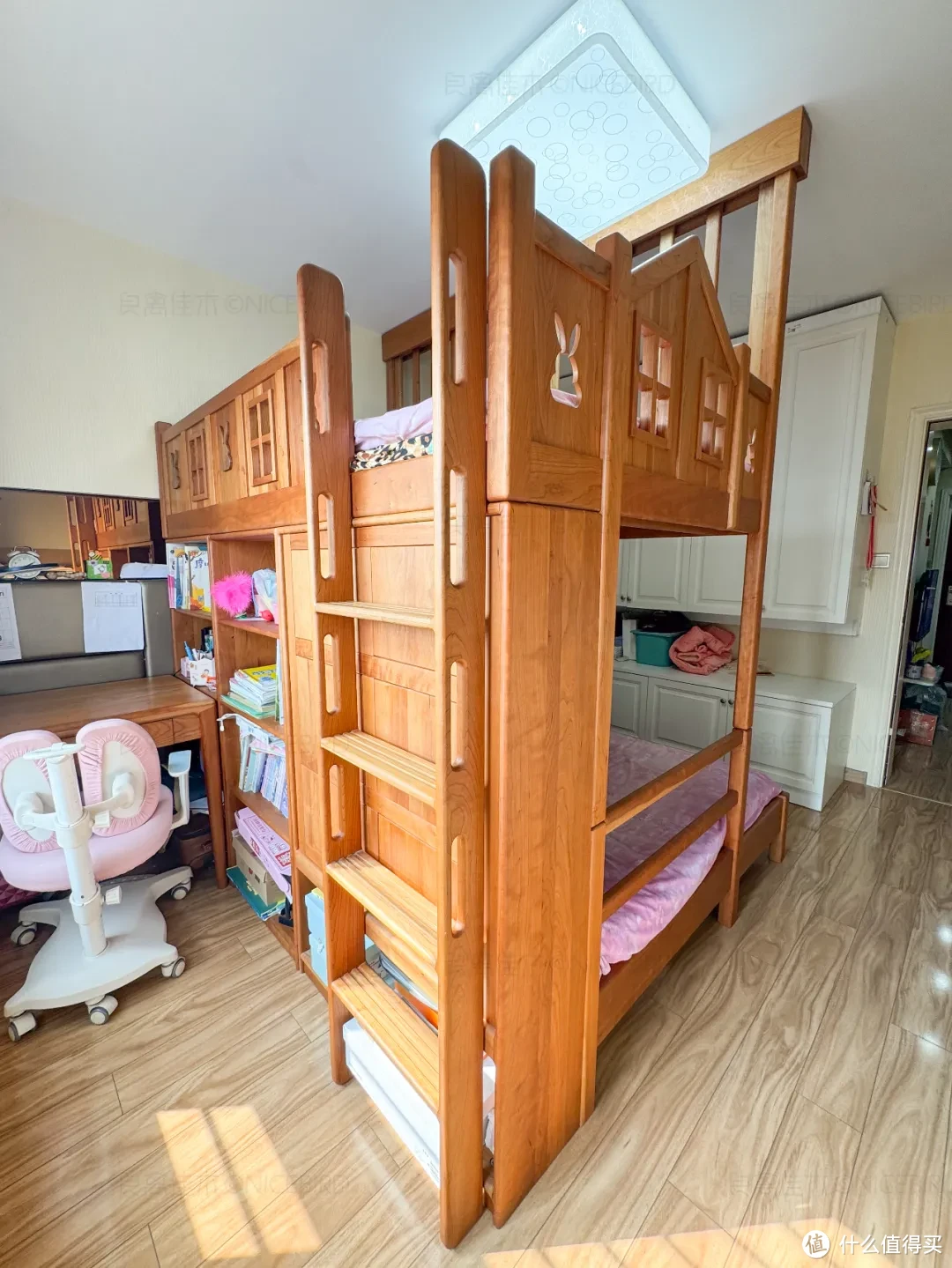 8平米儿童房2床1桌1椅，动线不小于3平米，看看南京业主怎么装