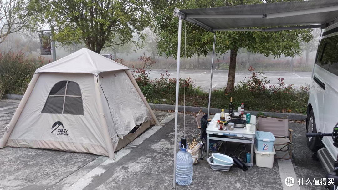 太力自动充气帐篷：户外露营的便捷之选