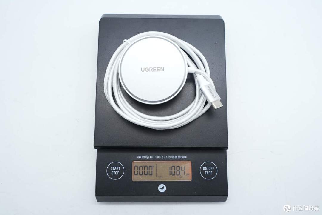拆解报告：UGREEN绿联15W Qi2磁吸无线充电器W703