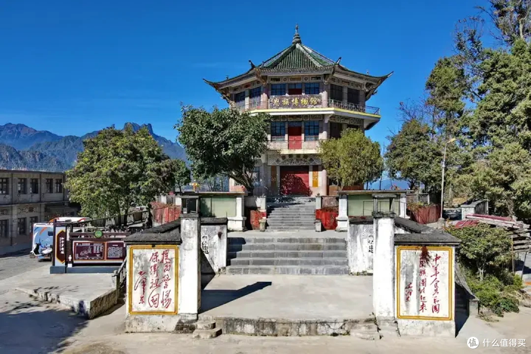 节假日爆火的云南，却有这样一个冷门目的地！曾是该地最大城市，如今沦为废城
