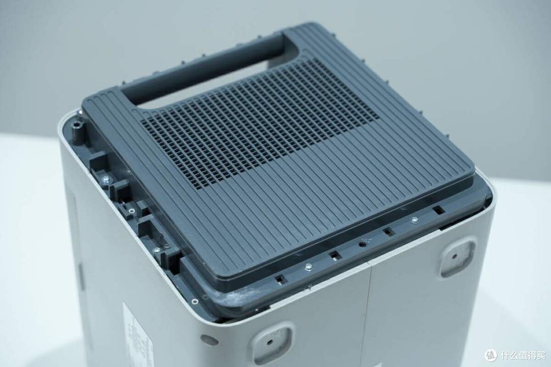 拆解报告:EHOM 1650W 1024Wh便携式户外电源EP1650-3