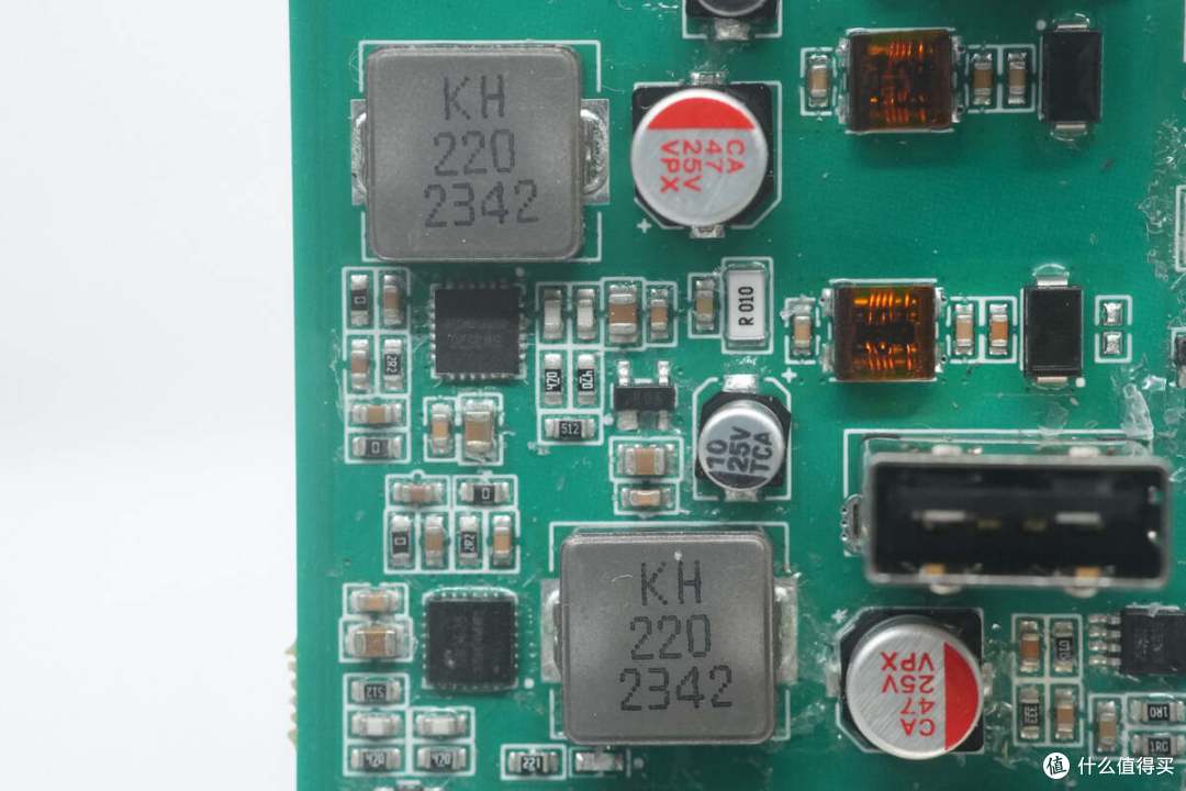 拆解报告:EHOM 1650W 1024Wh便携式户外电源EP1650-3