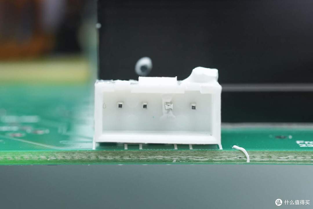拆解报告:EHOM 1650W 1024Wh便携式户外电源EP1650-3