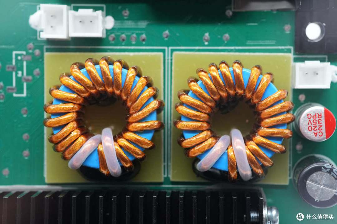 拆解报告:EHOM 1650W 1024Wh便携式户外电源EP1650-3