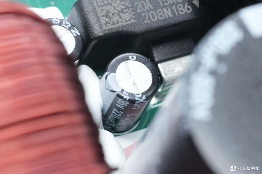 拆解报告:EHOM 1650W 1024Wh便携式户外电源EP1650-3