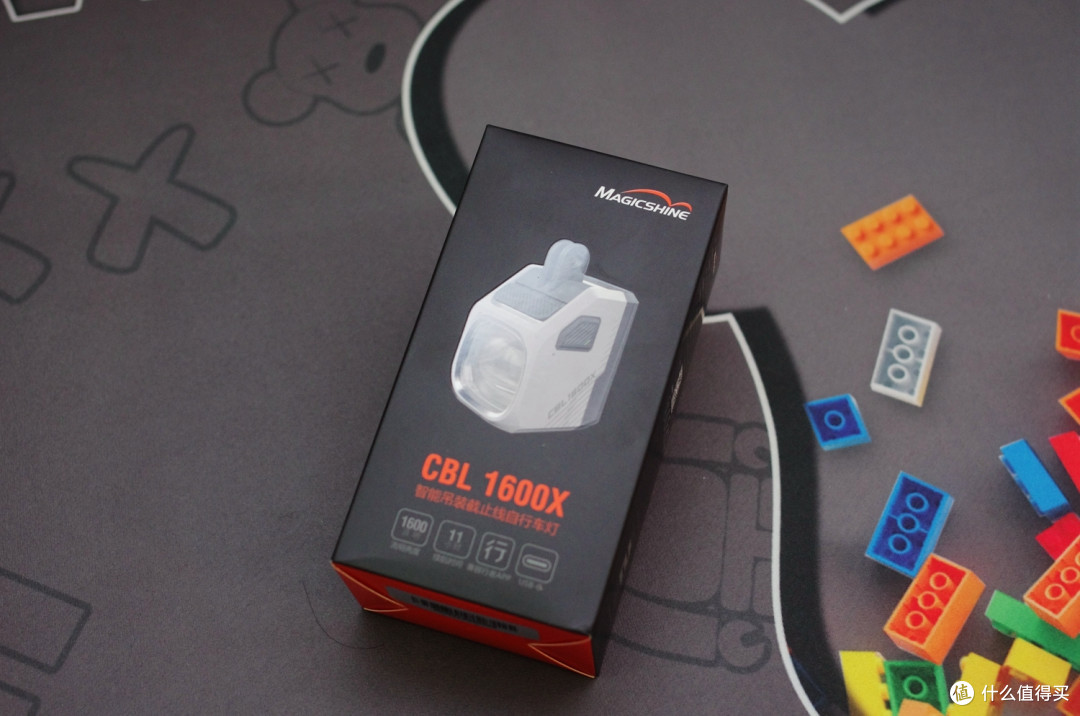 又是一年夜骑时，迈极炫CBL1600X智能互联车灯照亮晚间的路