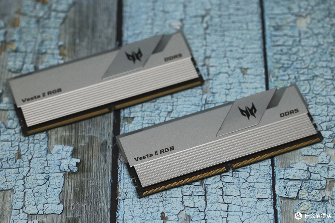 DDR5电竞内存之选，宏碁掠夺者Vesta II炫光星舰全力开火