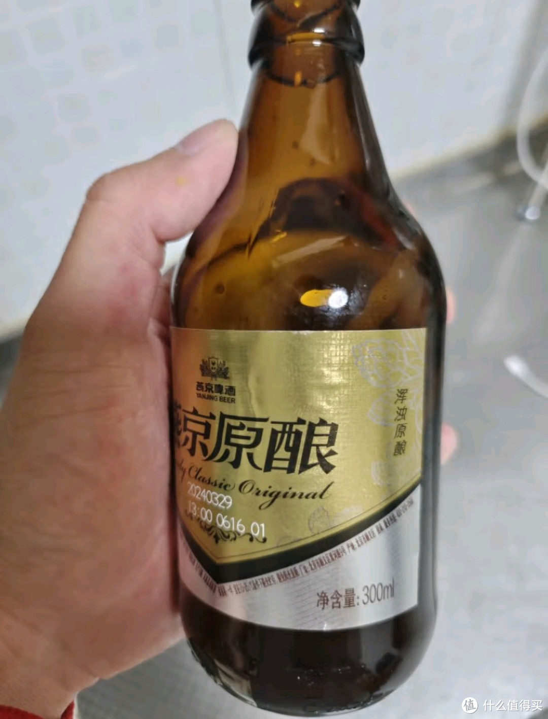 燕京小黑金原酿白啤酒！
