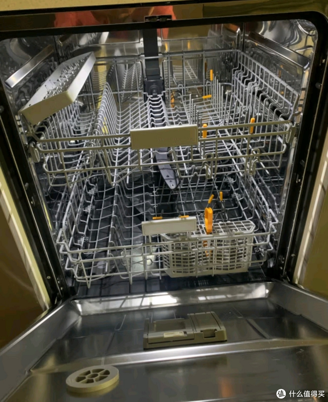 美的14套嵌入式洗碗机 RX600Max全面升级105℃热风烘干+升降碗篮 一级水效 三星消毒分层洗 超真实彩屏