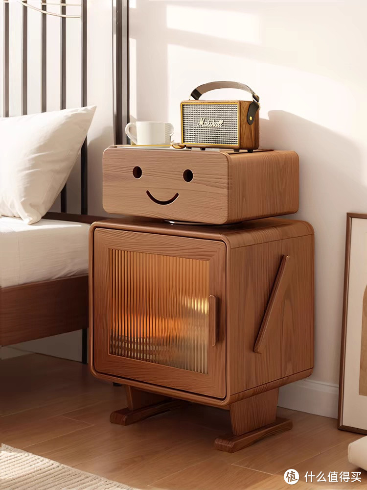 美世达微笑机器人床头柜：家居新宠，可爱与实用的完美结合 😊🏠