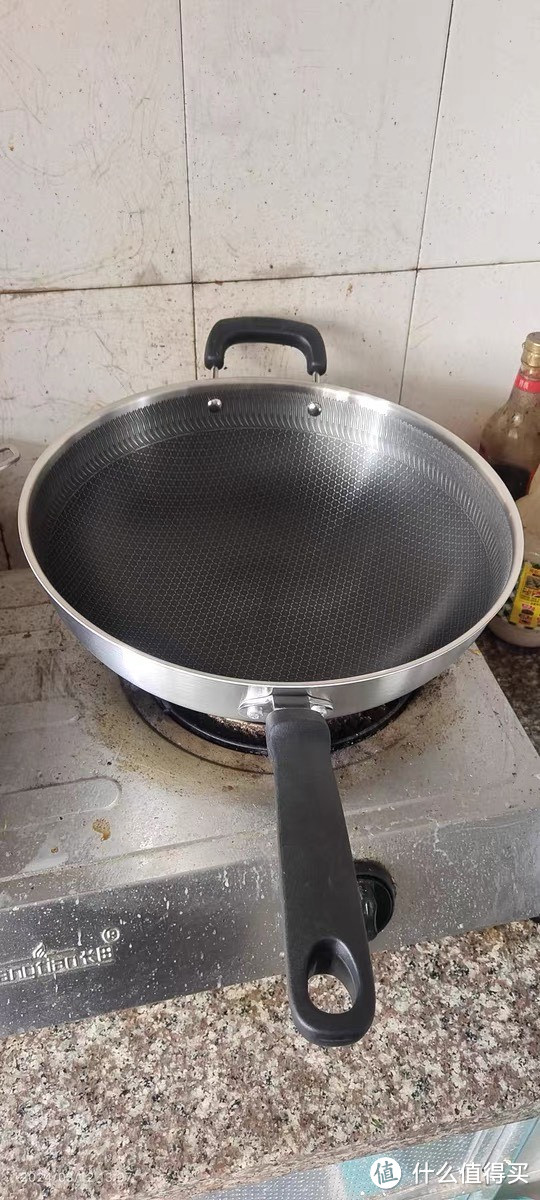 苏泊尔304不锈钢炒锅：厨房新宠，健康烹饪的首选