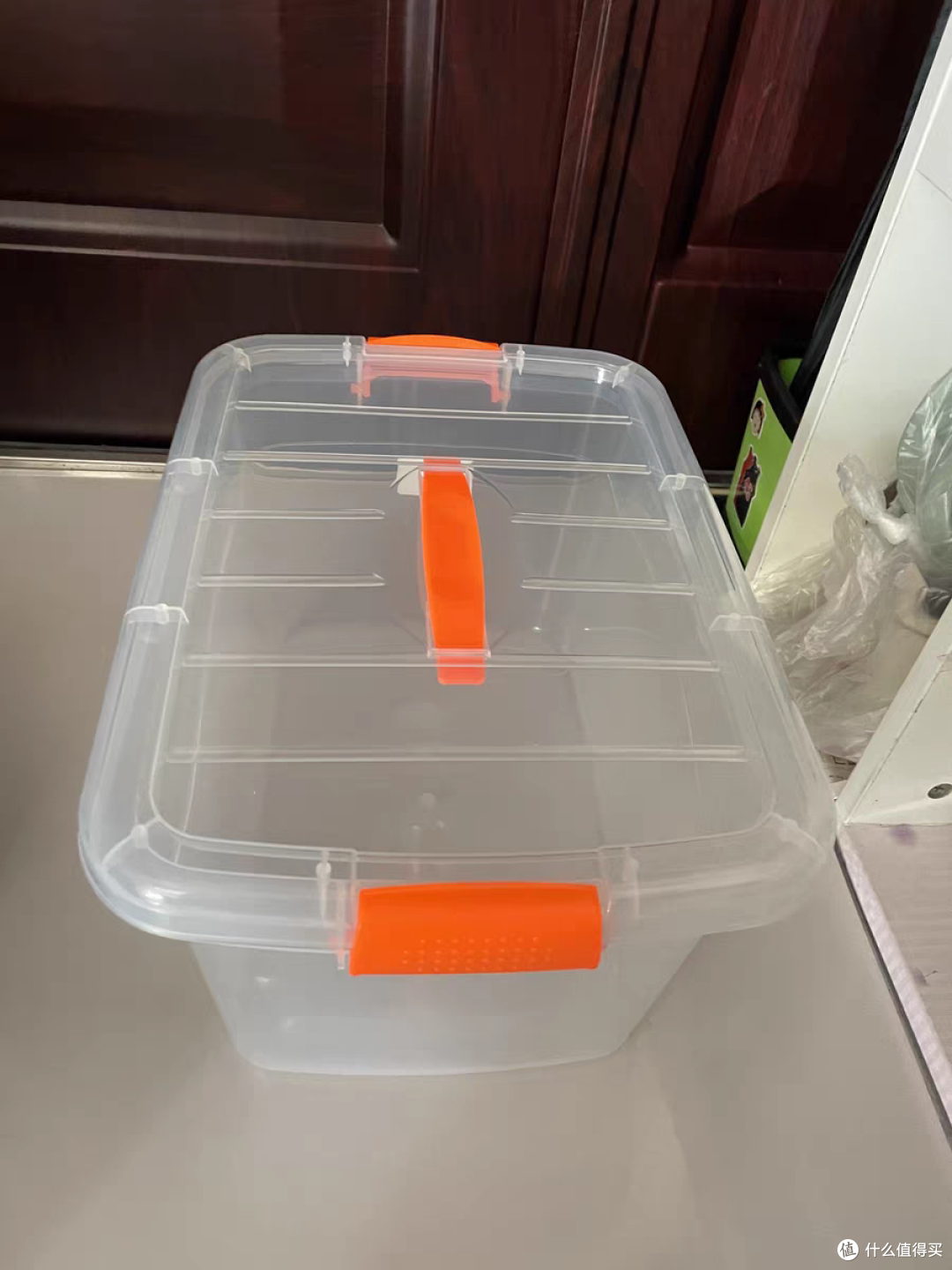 透明的收纳箱颜值更高哦