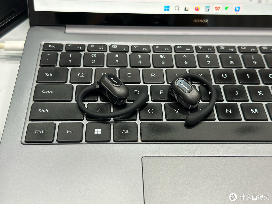 百元高性价比入门级开放式蓝牙耳机推荐——戴灵OS2开放式蓝牙耳机测评分享