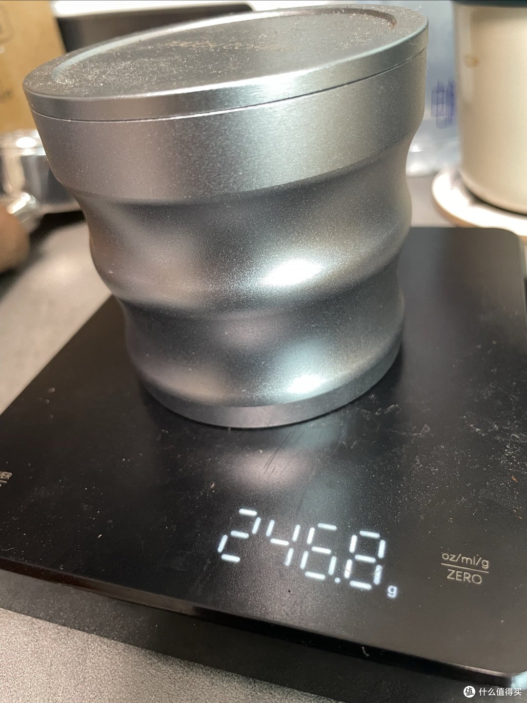 用了蛮久的一代火山接粉杯只有246.8g重