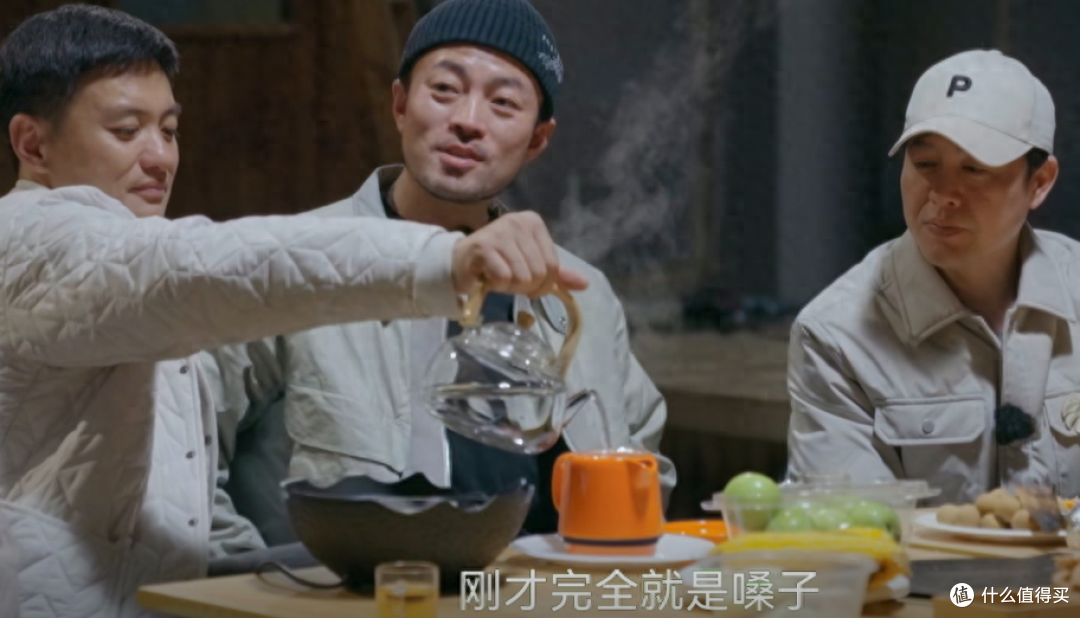 张颂文的“院子”火了,种菜遛弯,阅读写作,粗茶淡饭,乐在其中