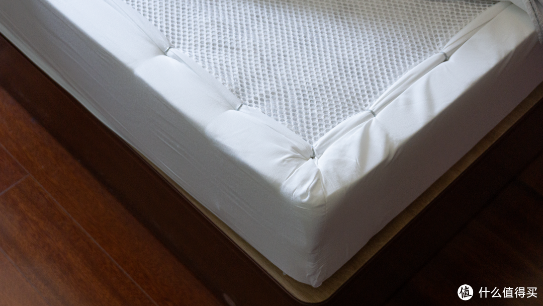 睡了一个月，这才敢吱个声！这款护脊的床垫确实不错！栖作坚果派π二代试睡体验分享！