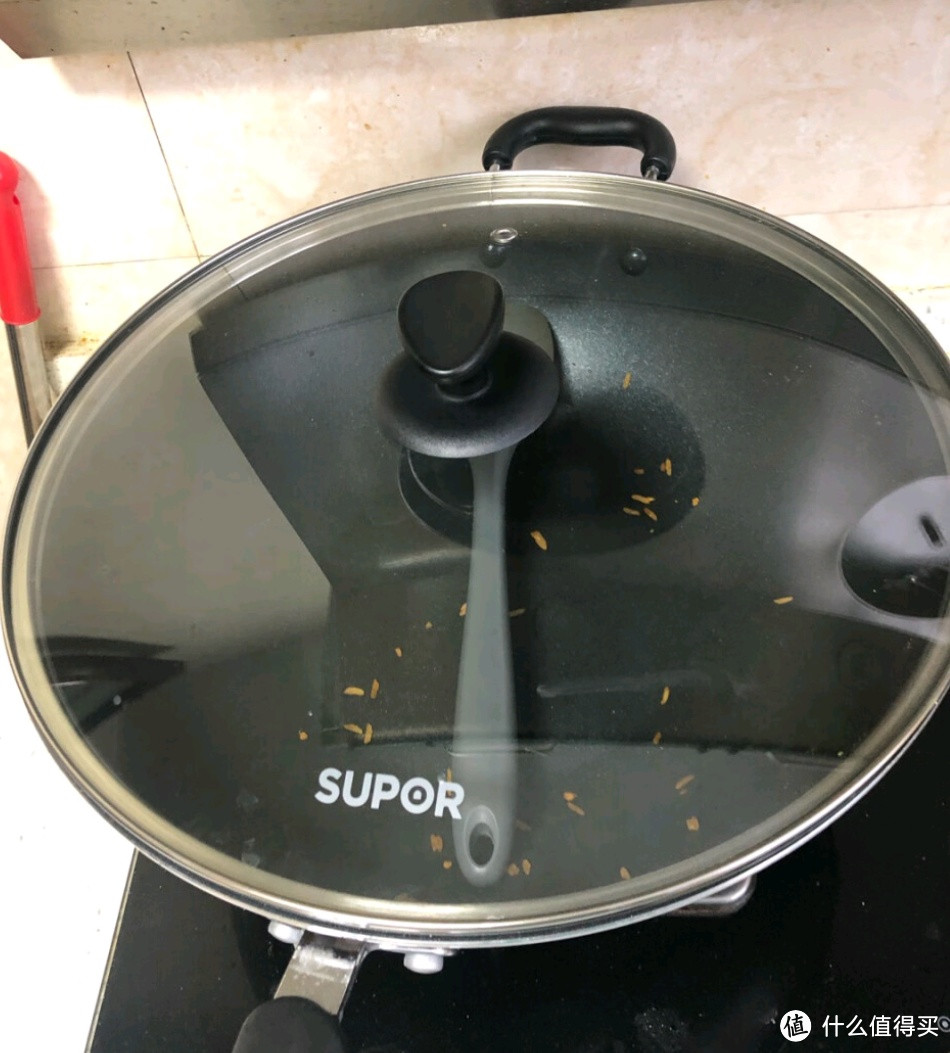 苏泊尔 SUPOR 易洁不粘炒锅少油烟煎锅 32cm 电磁炉通用炒菜锅——厨房神器，助你轻松烹饪美食