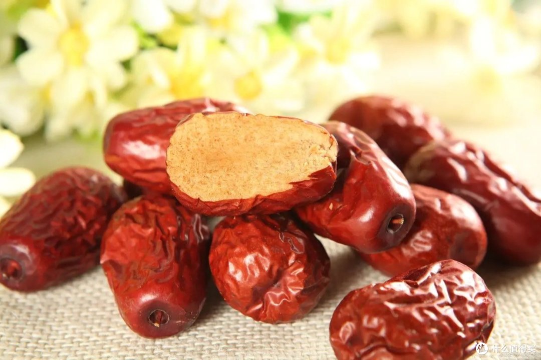 立夏将至，多吃这3种“红色”食物，养心补血又消暑，健康过夏天
