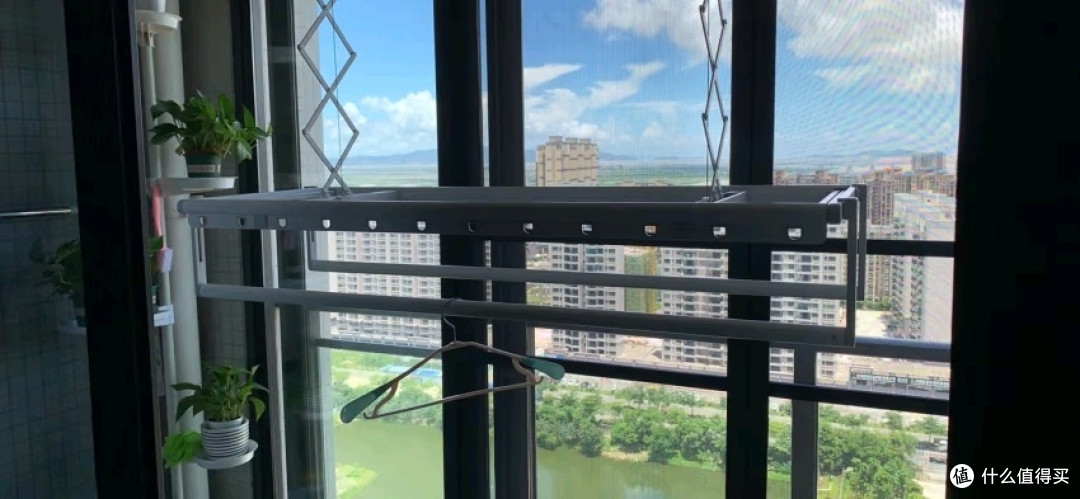 米家智能晾衣机，让阳台更智能！