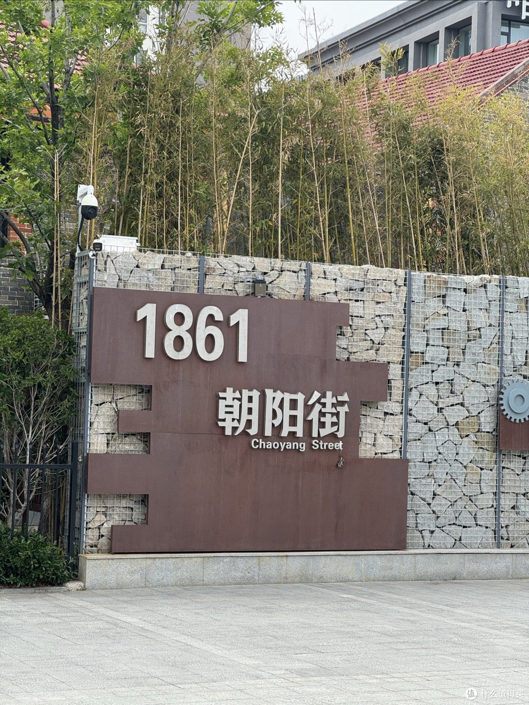 烟台l每个城市都有那么一两条网红街道，在烟台是朝阳街